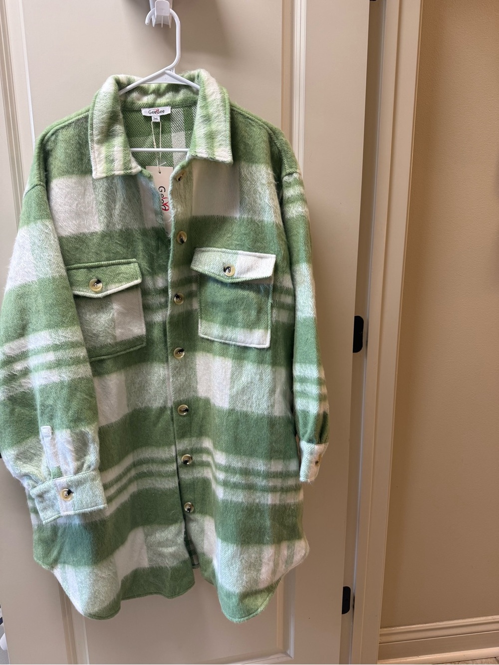 GeeGee Green and White Plaid Shacket Jacket with pockets NWT